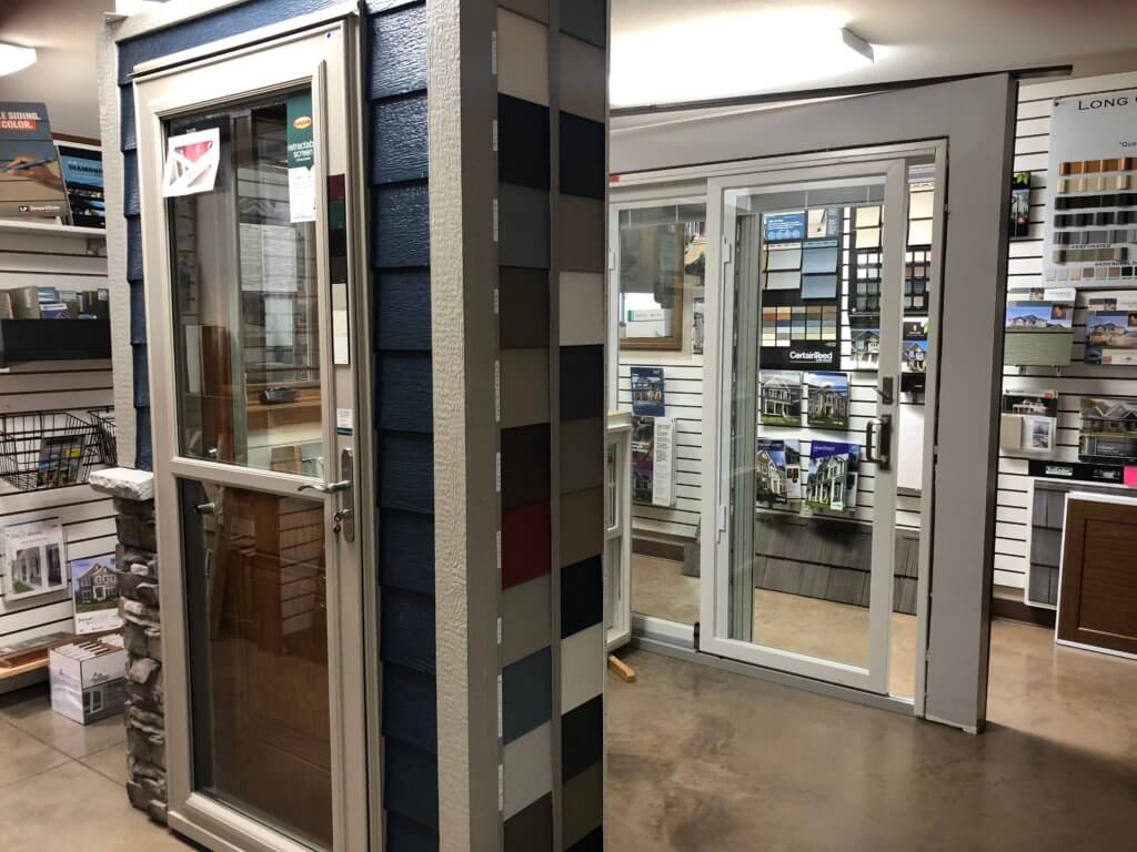 StormDoor_Siding_Display